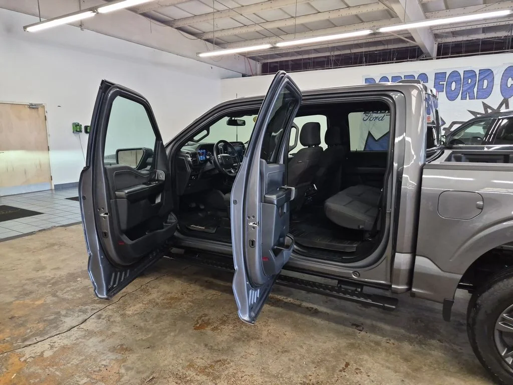 Certified Used 2023 Gray Metallic Ford XLT image 17