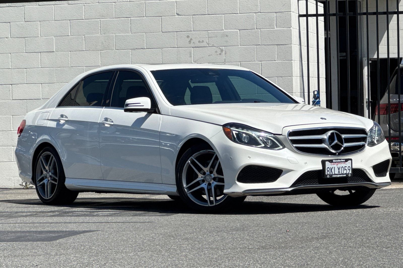 Used 2016 Mercedes-Benz E-Class E400 with VIN WDDHF6FB1GB183829 for sale in Signal Hill, CA