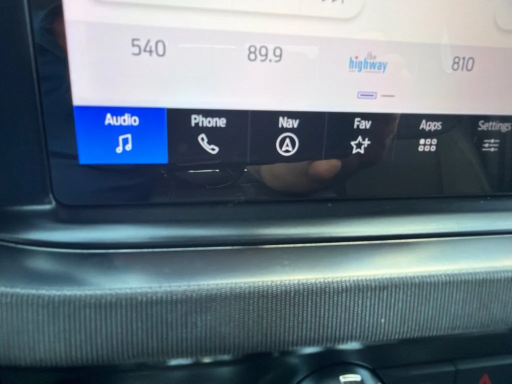 New 2027 Glacier Gray Metallic Tri-Coat Ford F-350® Platinum® image 23
