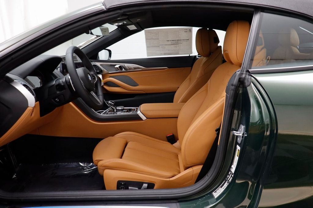 2026 BMW 8 Series 840i - Photo 5