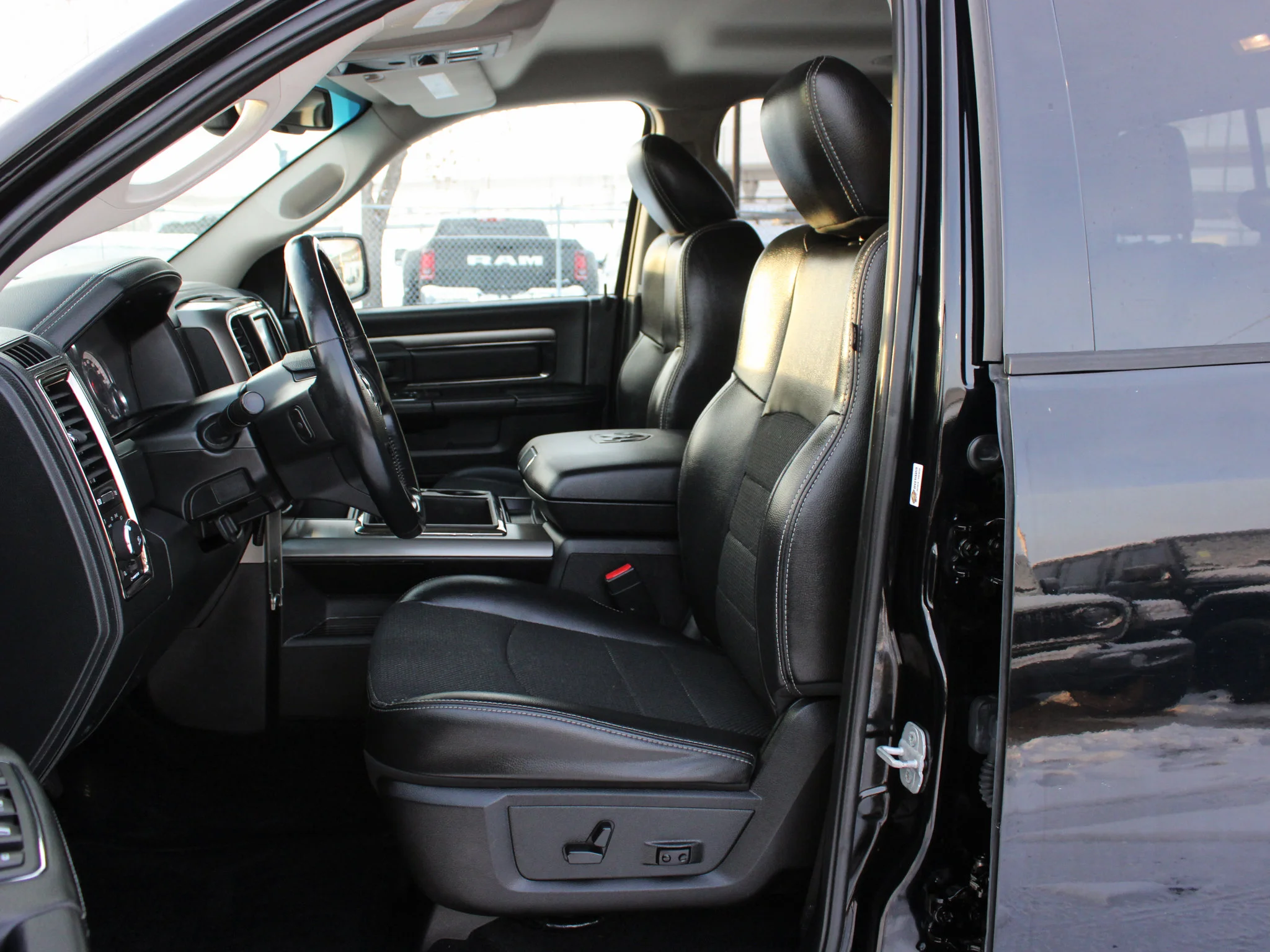 Used 2014 Black RAM Sport * One Owner | HEMI V8 | Heated Seats | Remote Start | Alpine | Mechanic Special image 2
