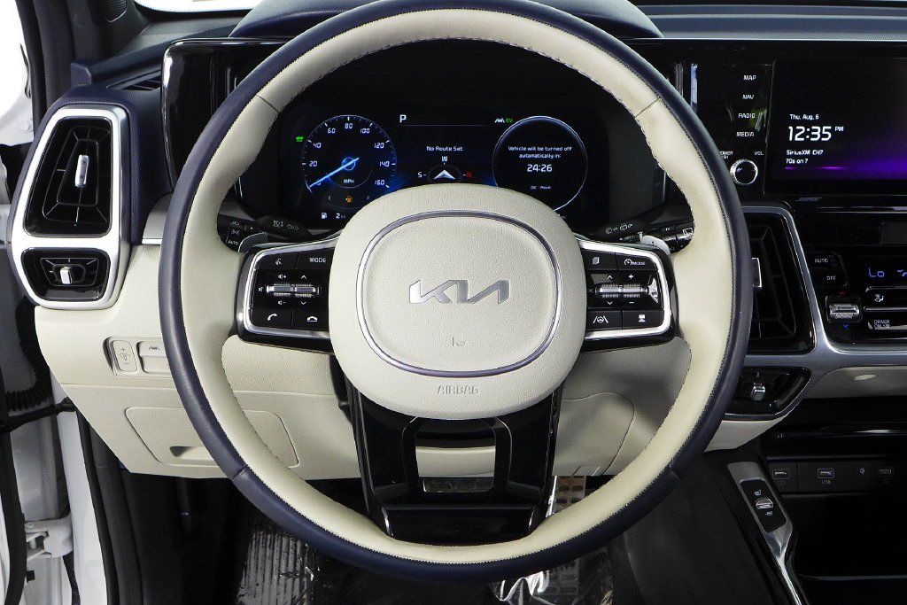 Used 2023 Snow White Pearl Kia SX Prestige image 26