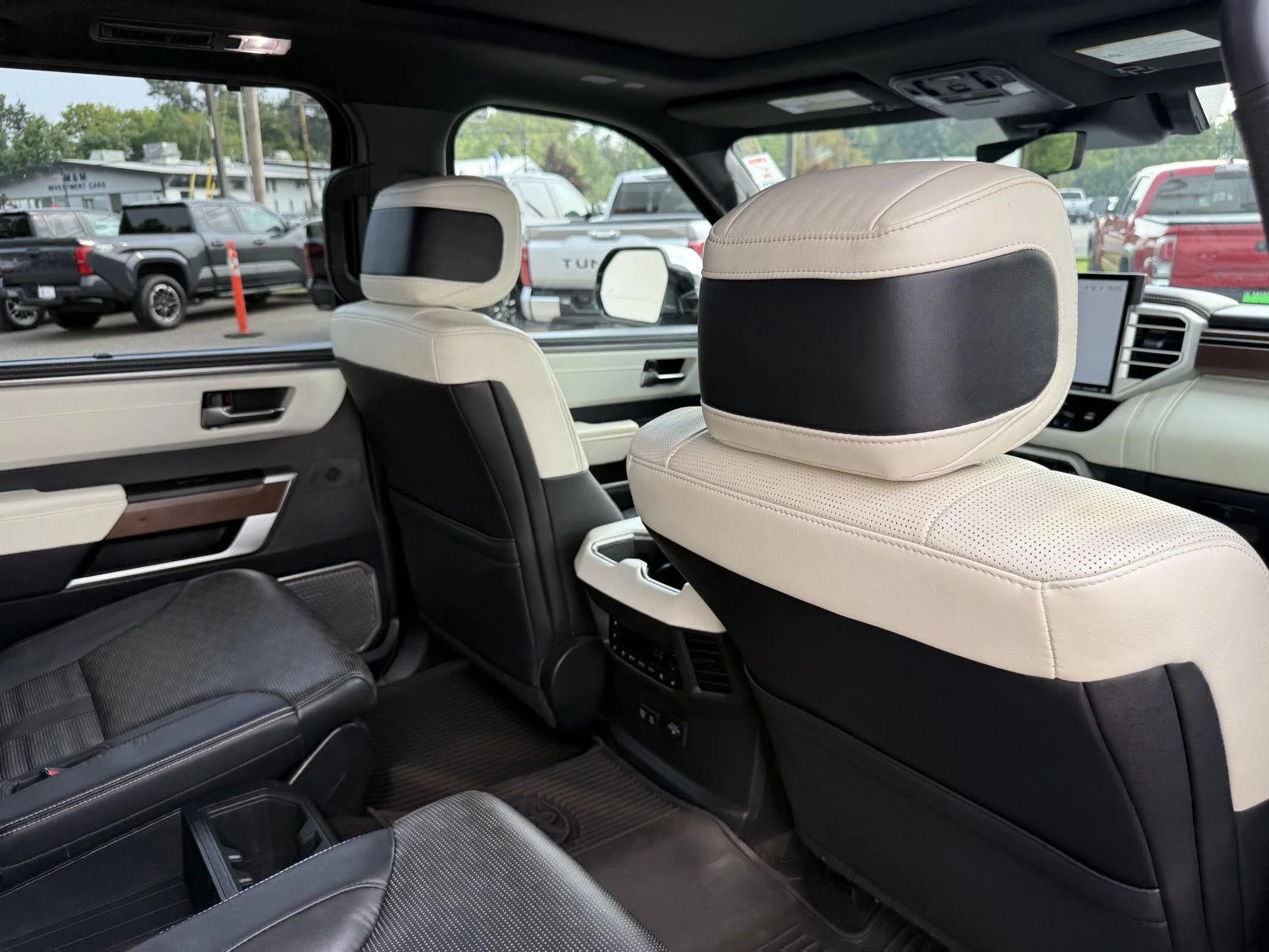 Used 2023 Blueprint Toyota Capstone image 27