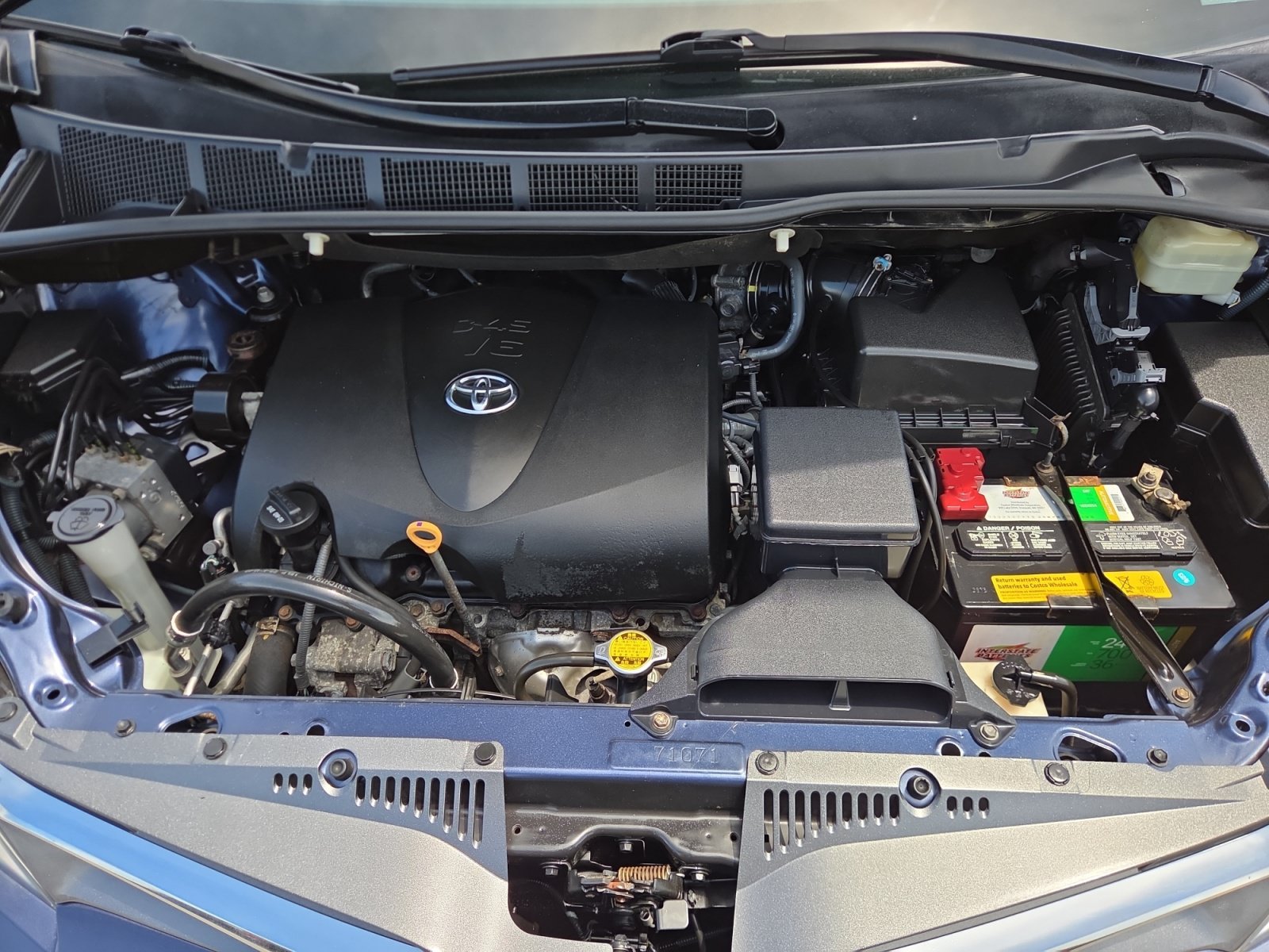 2018 Toyota Sienna XLE - Photo 18