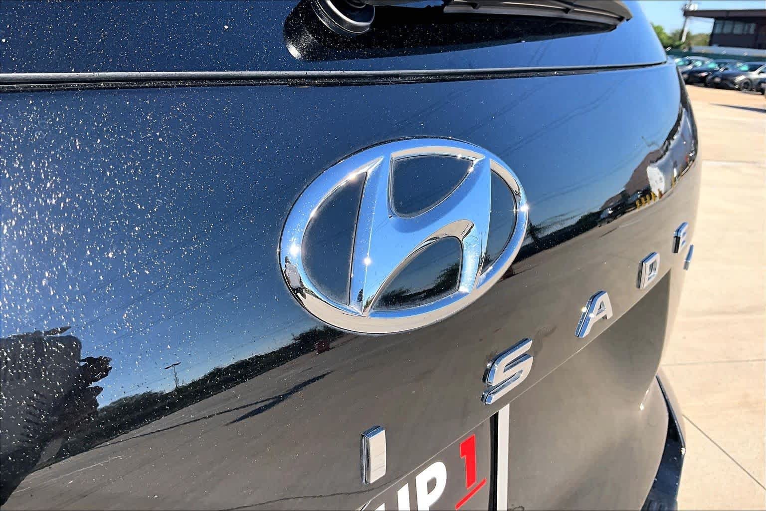 Used 2024 Abyss Black Pearl Hyundai Calligraphy image 10