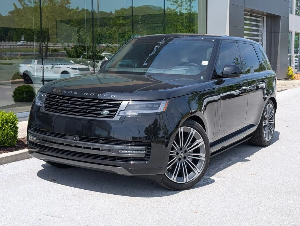2025 Land Rover Range Rover 3.0 SE SWB's photo