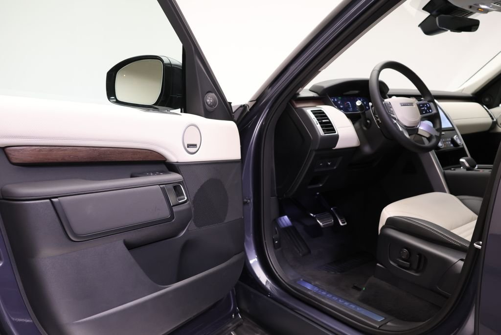 New 2026 Varesine Blue Land Rover Dynamic SE image 28