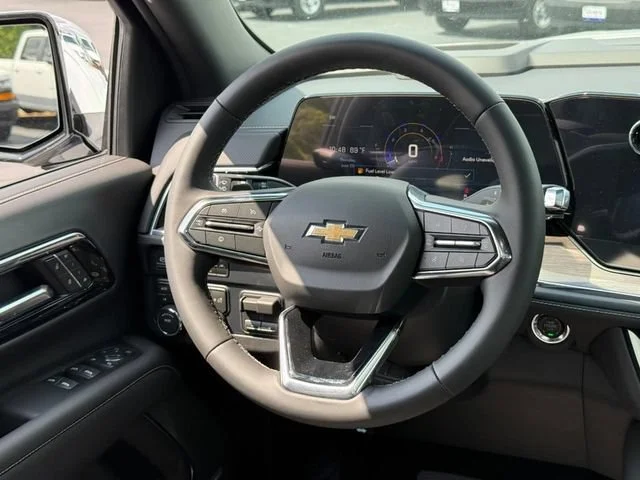 New 2026 Polar White Tricoat Chevrolet Premier image 10