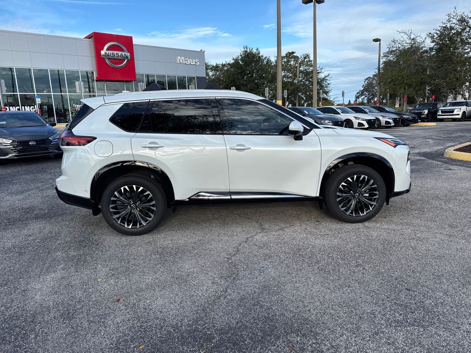 New 2026 Nissan Rogue Platinum 4D Sport Utility