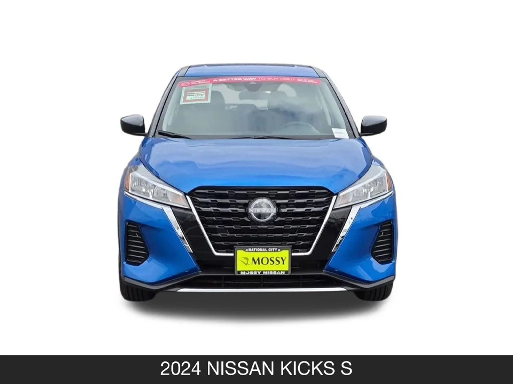 Used 2024 Blue Nissan S image 4