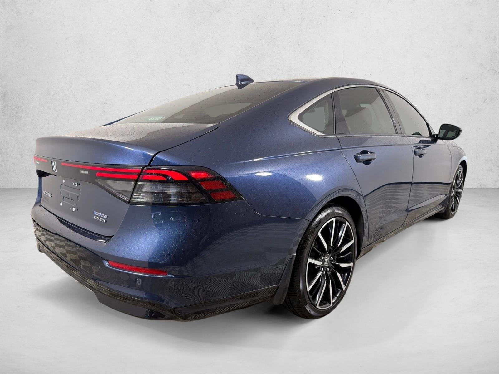 Used 2023 Canyon River Blue Metallic Honda Touring image 5