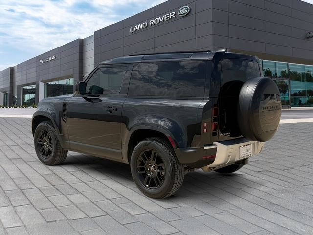 Certified Used 2023 Black Land Rover SE image 3