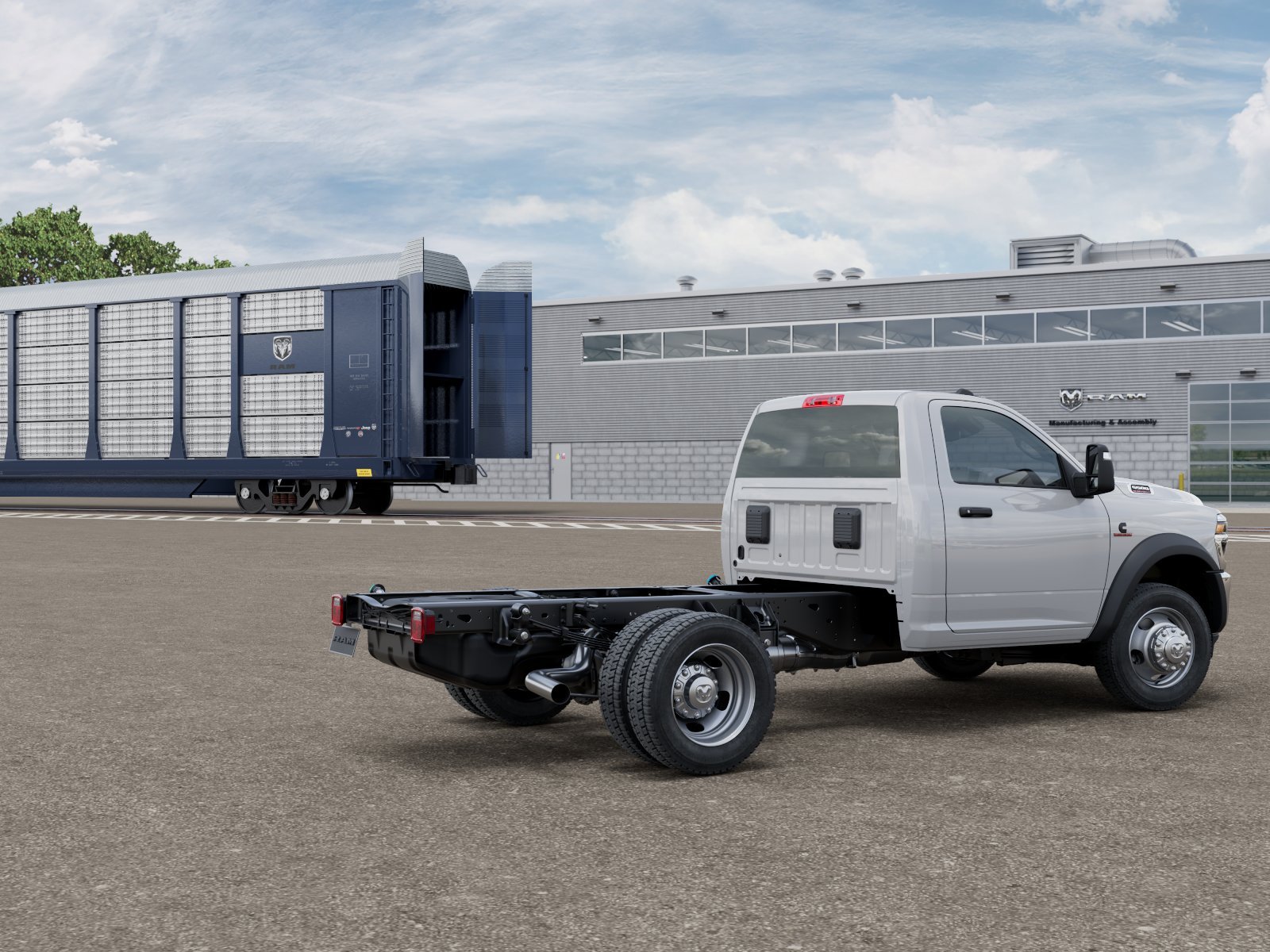 New 2026 Bright White Clear-Coat Exterior Paint RAM TRADESMAN image 2