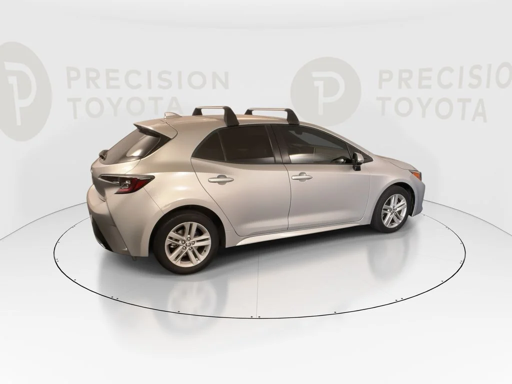 Used 2019 Classic Silver Metallic Toyota SE image 21