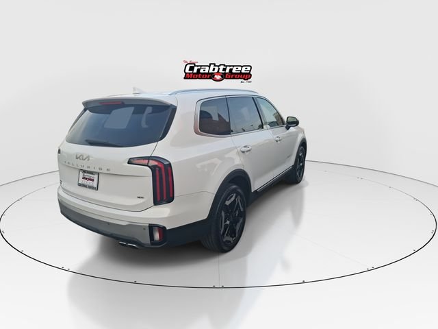 Used 2023 White Kia EX image 8