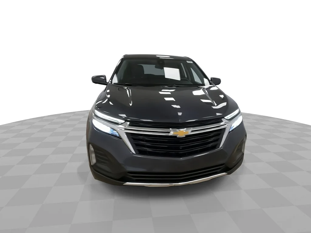 Used 2022 Iron Gray Metallic Chevrolet LT image 4