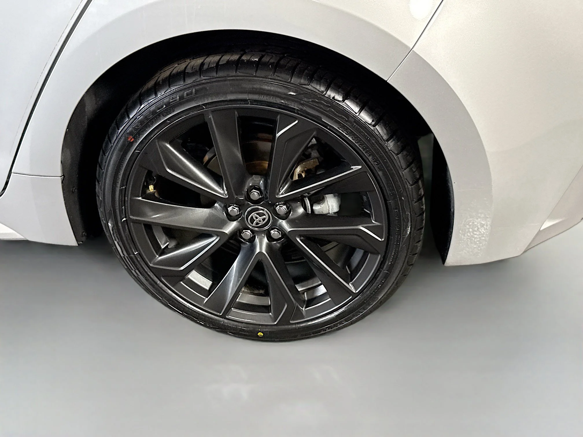 Used 2023 Classic Silver Metallic Toyota XSE image 33
