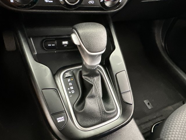 2024 Kia Soul LX - Photo 26
