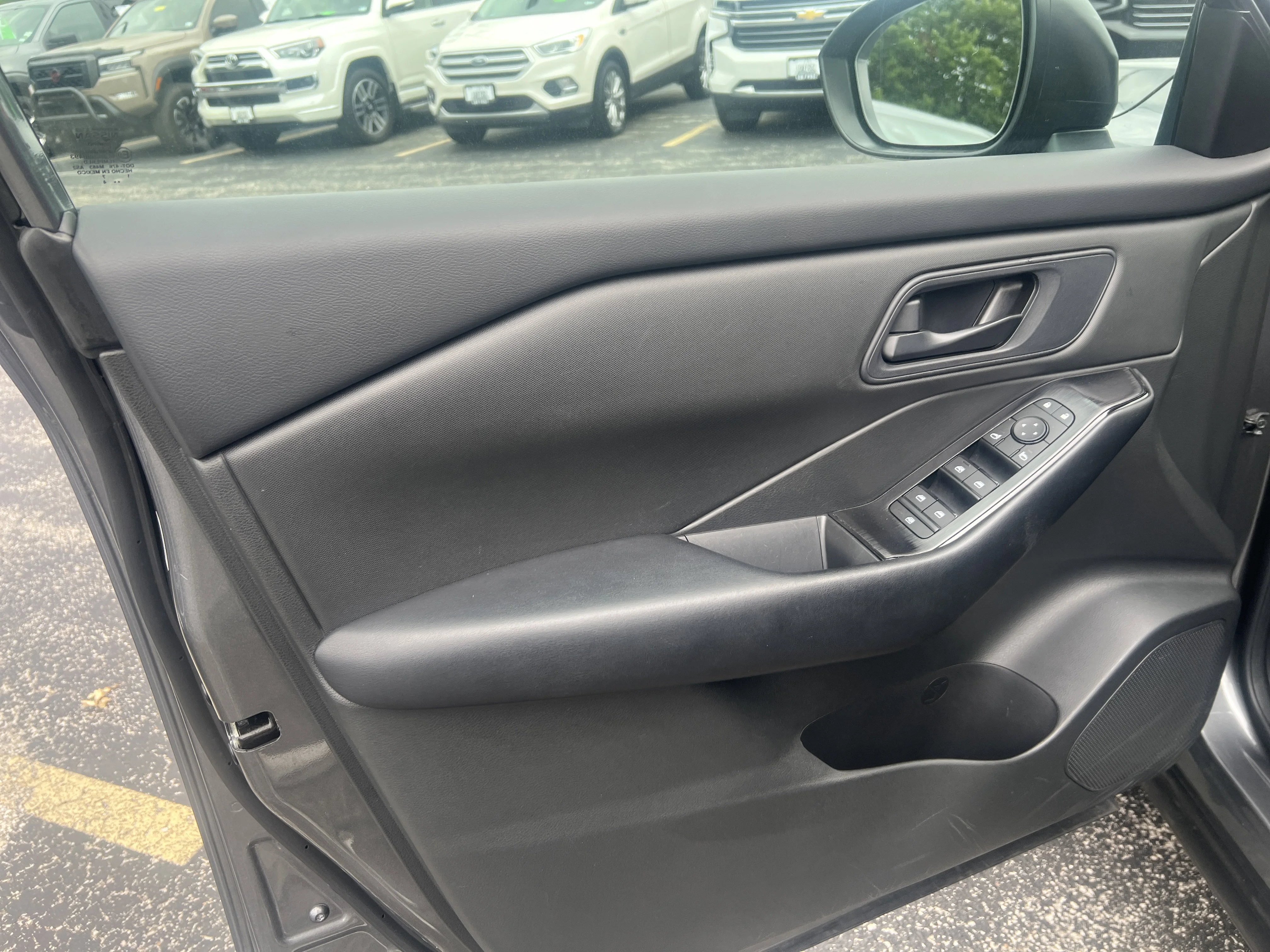 Used 2024 Gun Metallic Nissan S image 8