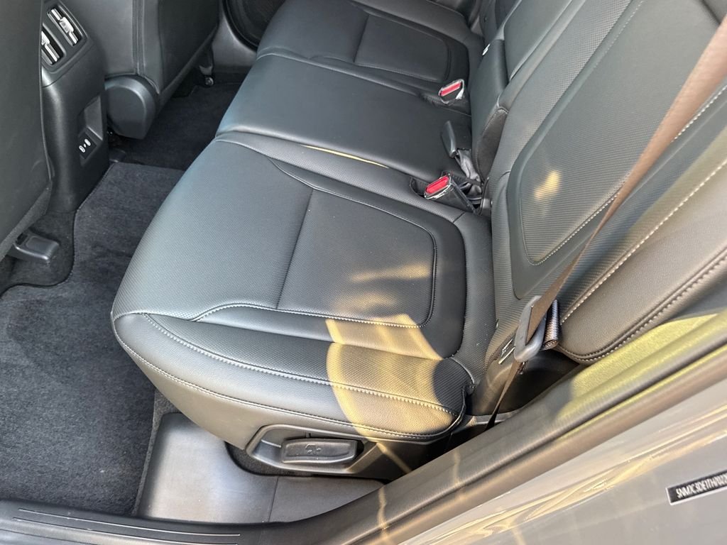 Used 2026 Gray Hyundai SEL Premium image 12