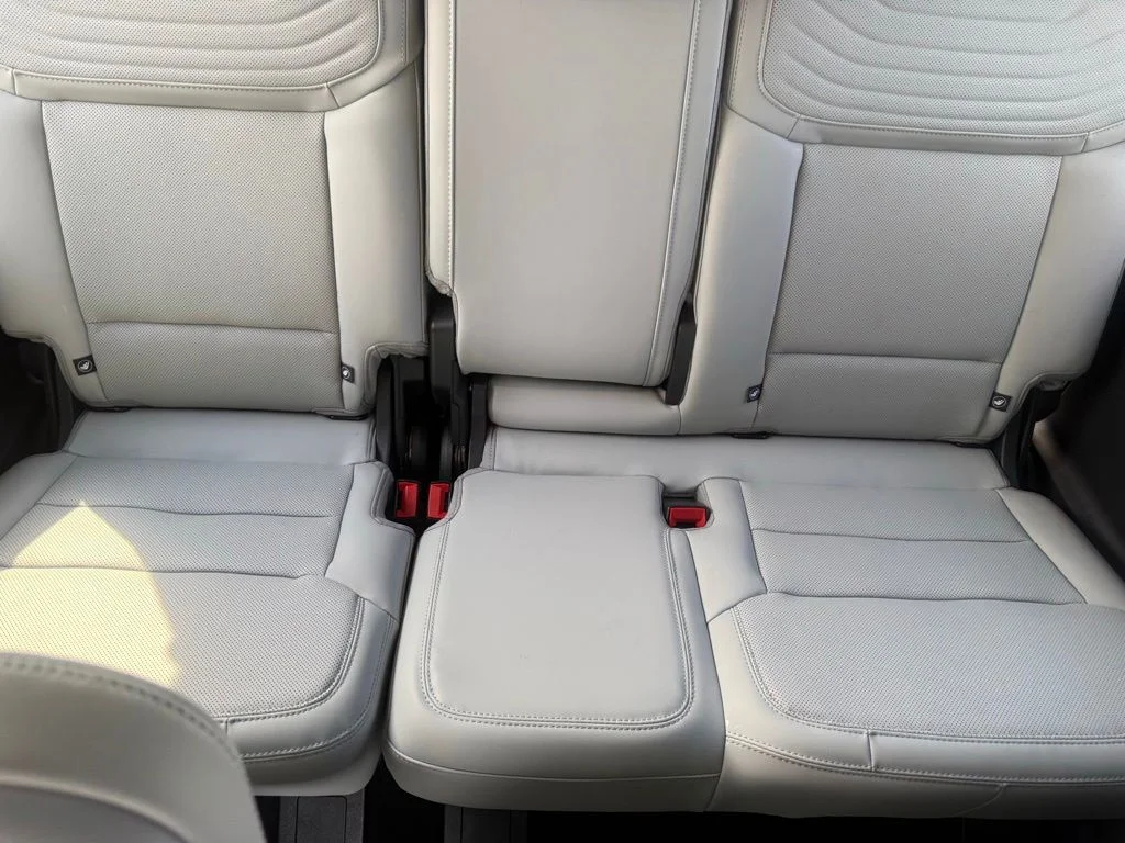 New 2026 Dark Matter Gray Metallic Ford MAX Platinum® image 48