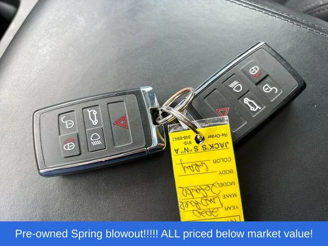 Used 2020 Gray Land Rover HSE image 30