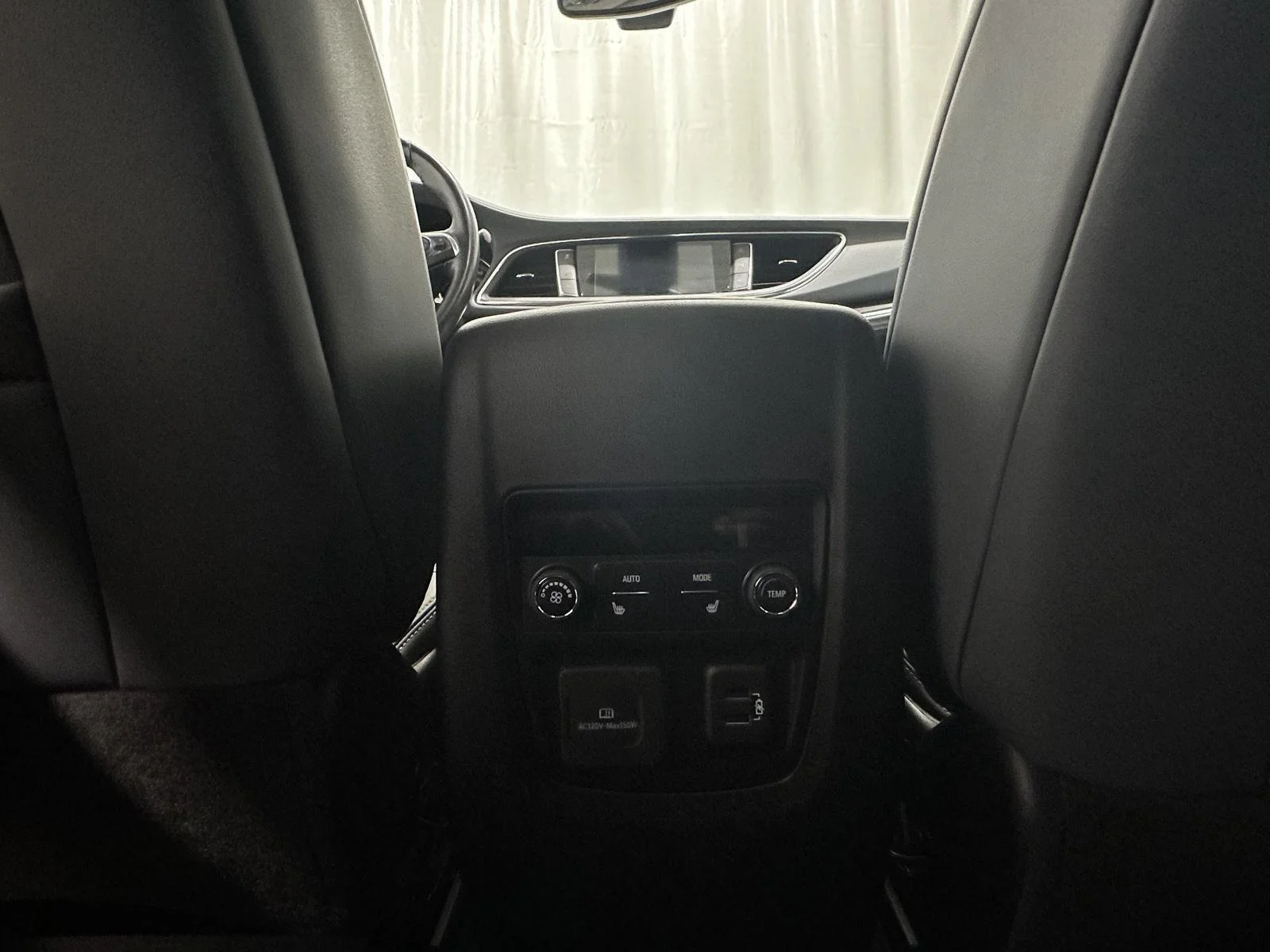 Used 2021 Includes Pitch Dark Night lower exterior accent color.) Buick Premium image 19