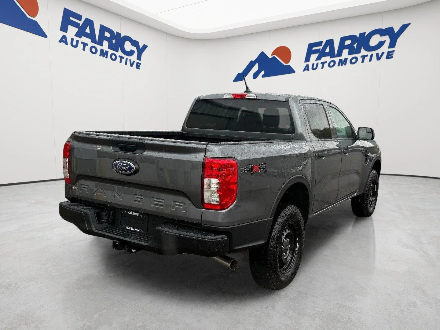 Used 2026 Carbonized Gray Metallic Ford XL image 5