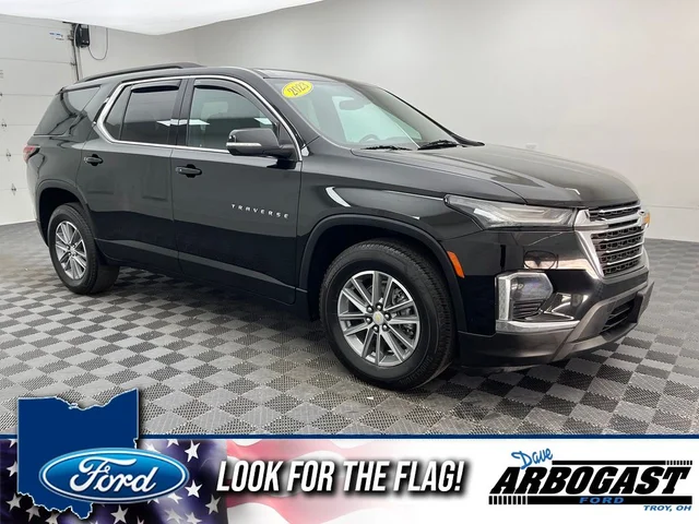 2023 Chevrolet Traverse LT Leather