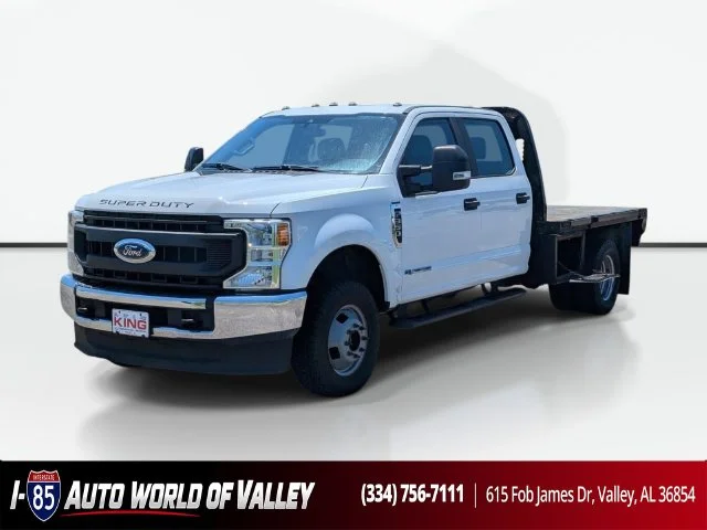 Used 2020 White Ford XL image 1