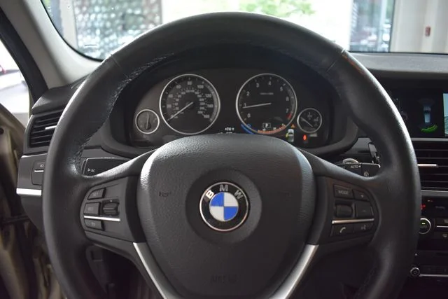 Used 2017 Silver BMW xDrive28i image 23