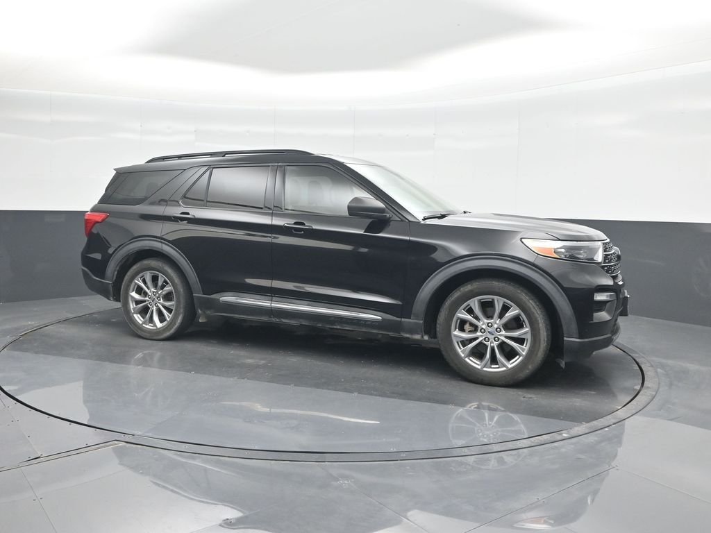 Used 2021 Black Ford XLT image 11