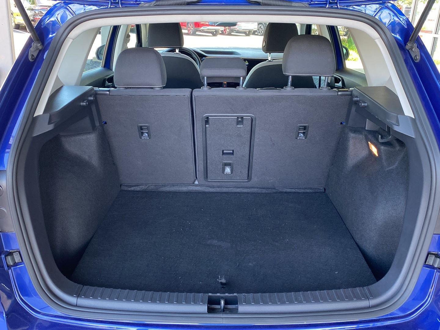 Used 2023 Dusk Blue Metallic Volkswagen S image 10