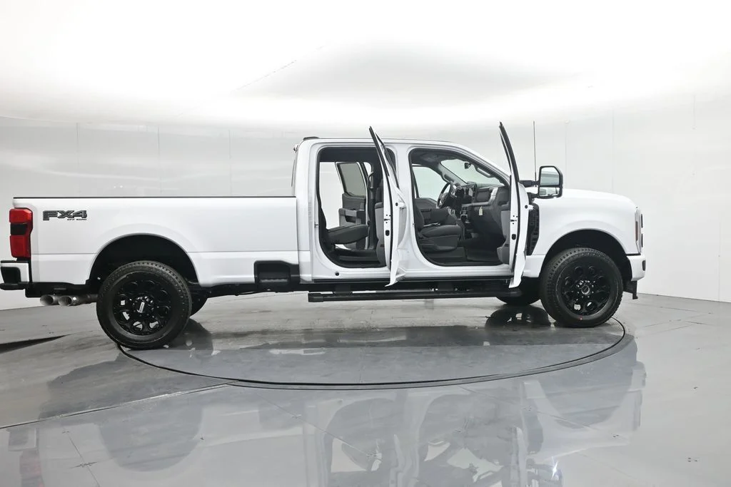 New 2026 White Ford XLT image 29