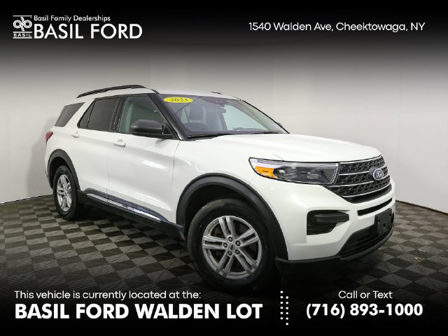 Used 2023 White Ford XLT image 1