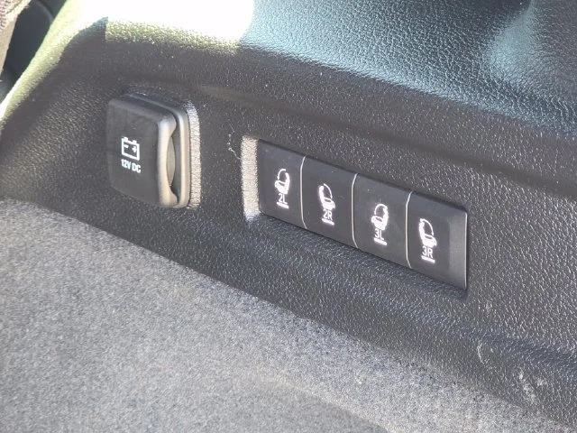 Used 2021 Baltic Gray Metallic Clearcoat Jeep Overland image 23