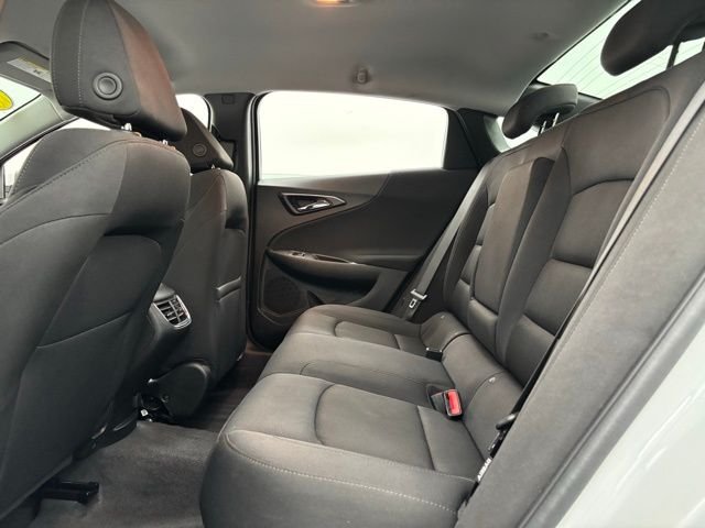 Used 2024 Summit White Chevrolet LT image 36