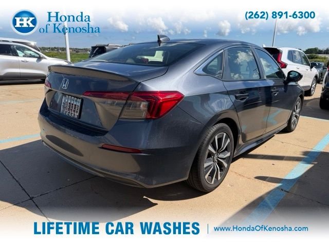 Used 2022  Honda EX image 2