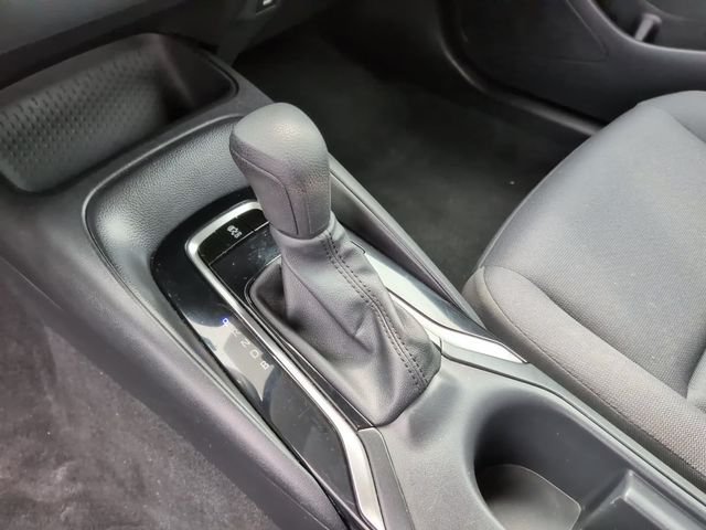Used 2024  Toyota LE image 19