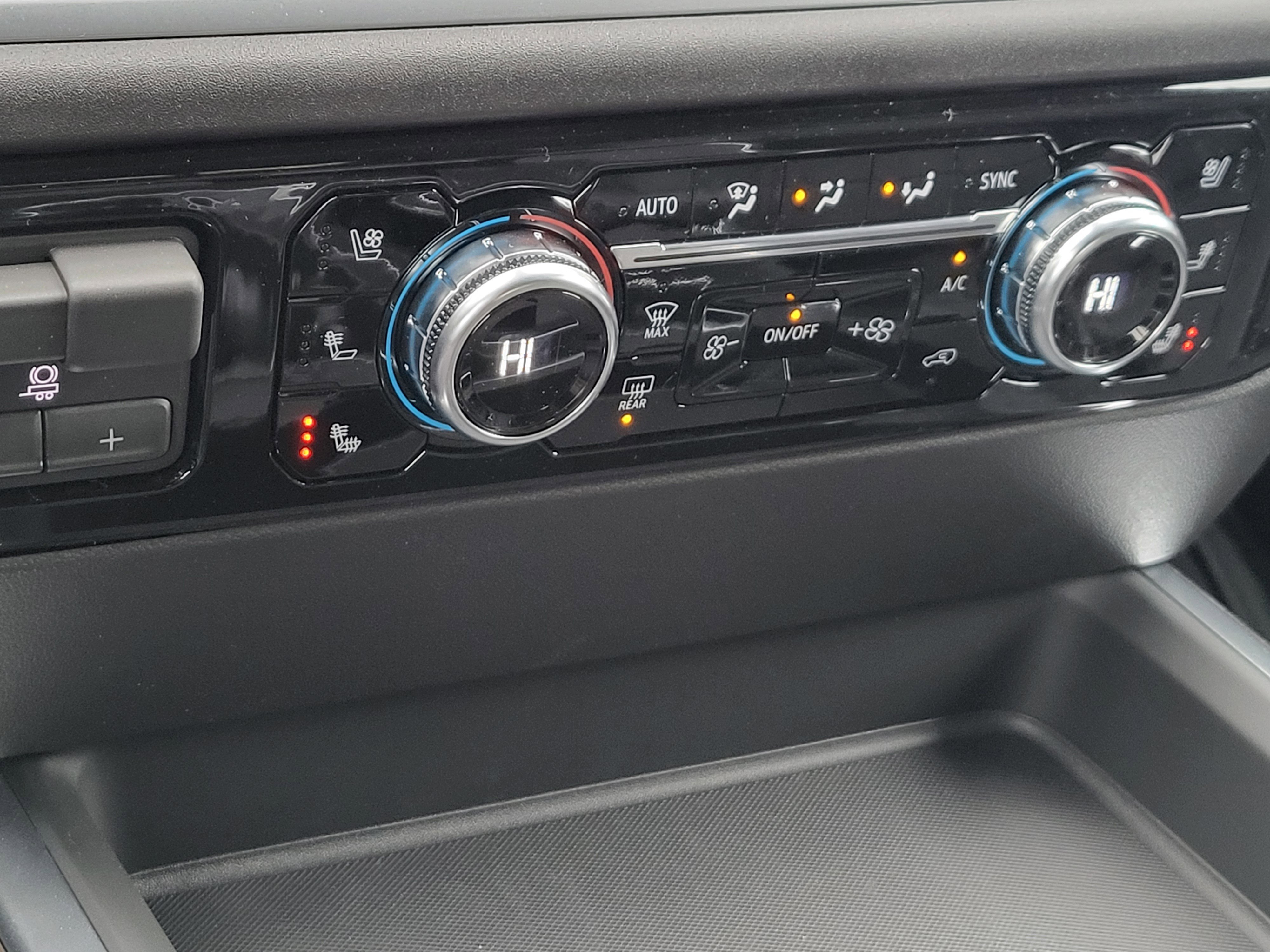 2026 GMC Sierra 2500HD SLT - Photo 18
