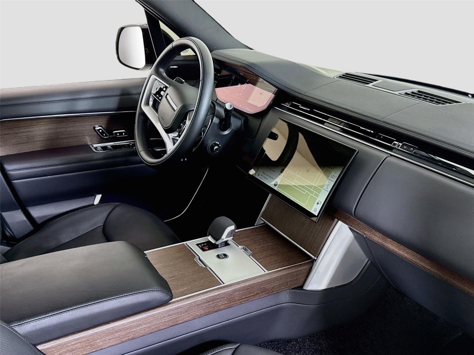 Used 2024 Fuji White Land Rover SE | Blackout Pkg | 360 Camera | Heated/Vented Seats image 33