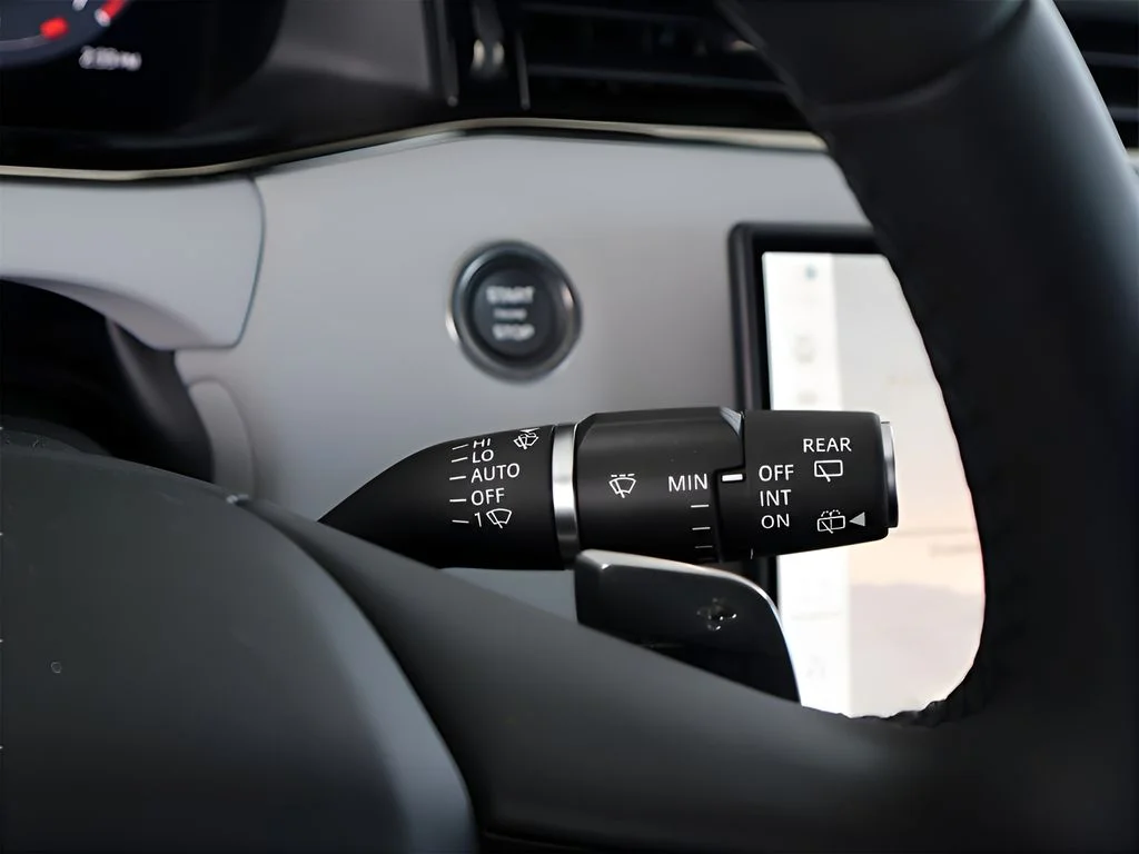 2026 Land Rover Range Rover Evoque Dynamic SE - Photo 60