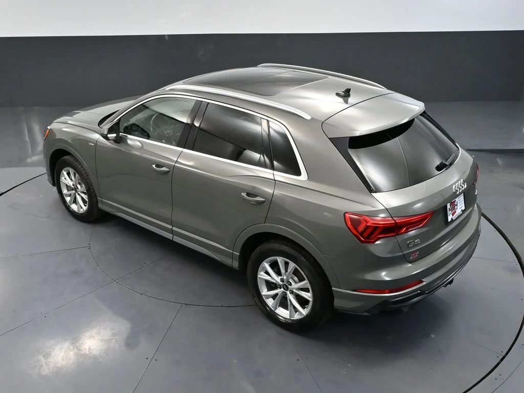 Used 2022 Gray Audi Premium image 53