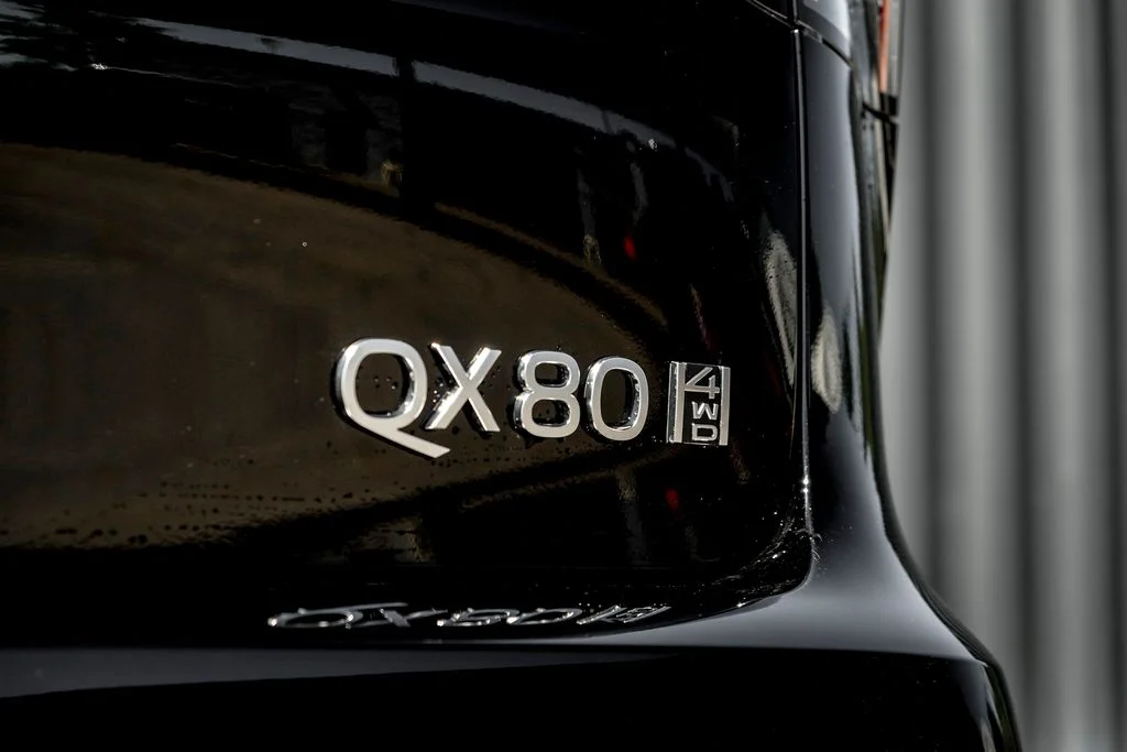 New 2026 BLACK OBSIDIAN INFINITI Luxe 4WD image 9