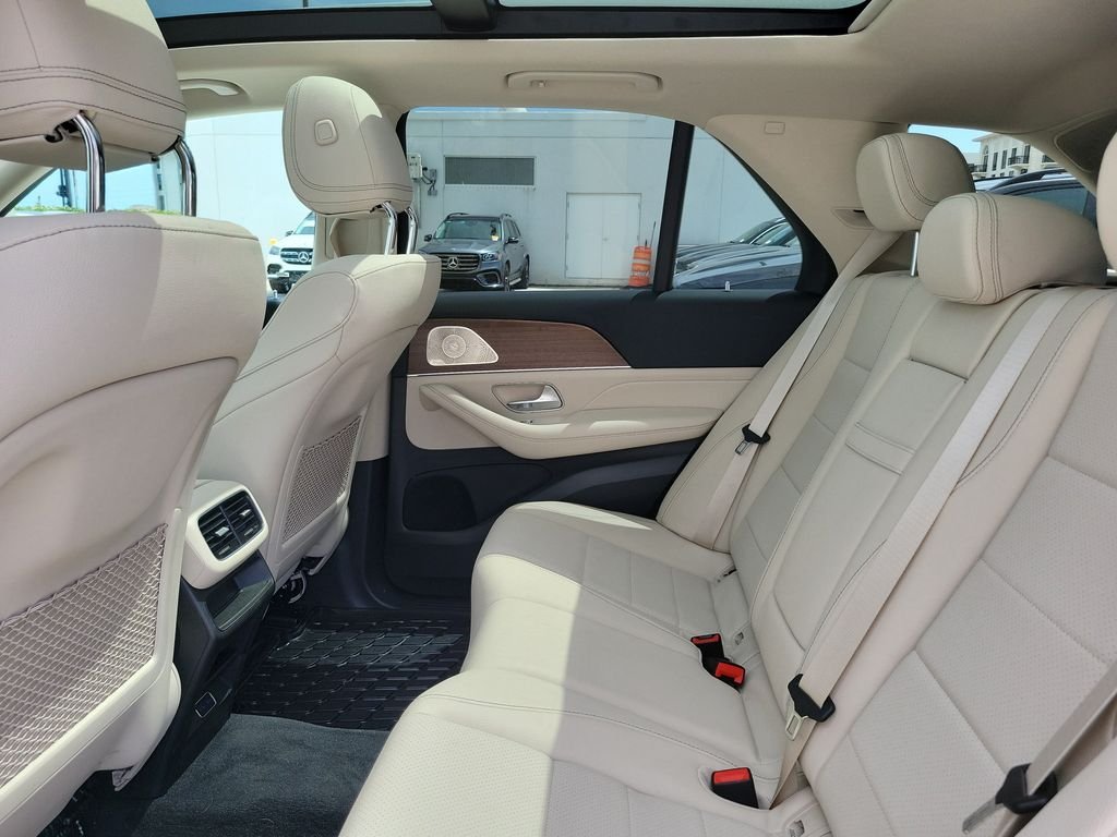 Certified Used 2026 Black Mercedes-Benz GLE 450 image 12
