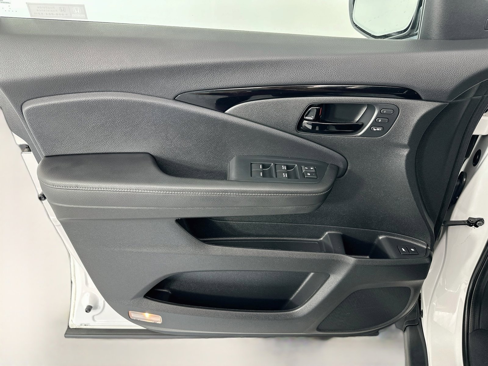 2023 Honda Passport Elite - Photo 26