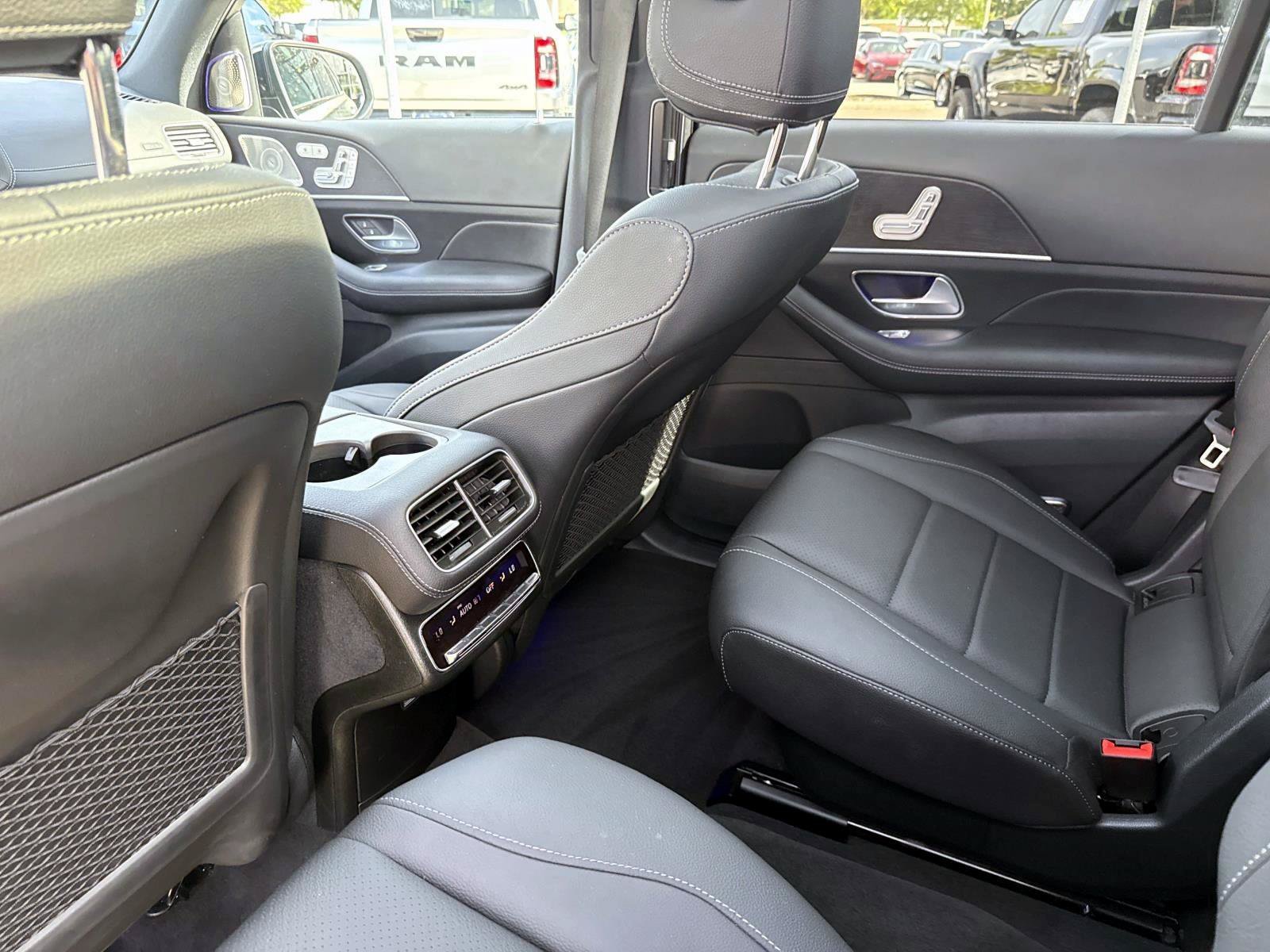 Certified Used 2025 Selenite Gray Metallic Mercedes-Benz 450 image 16