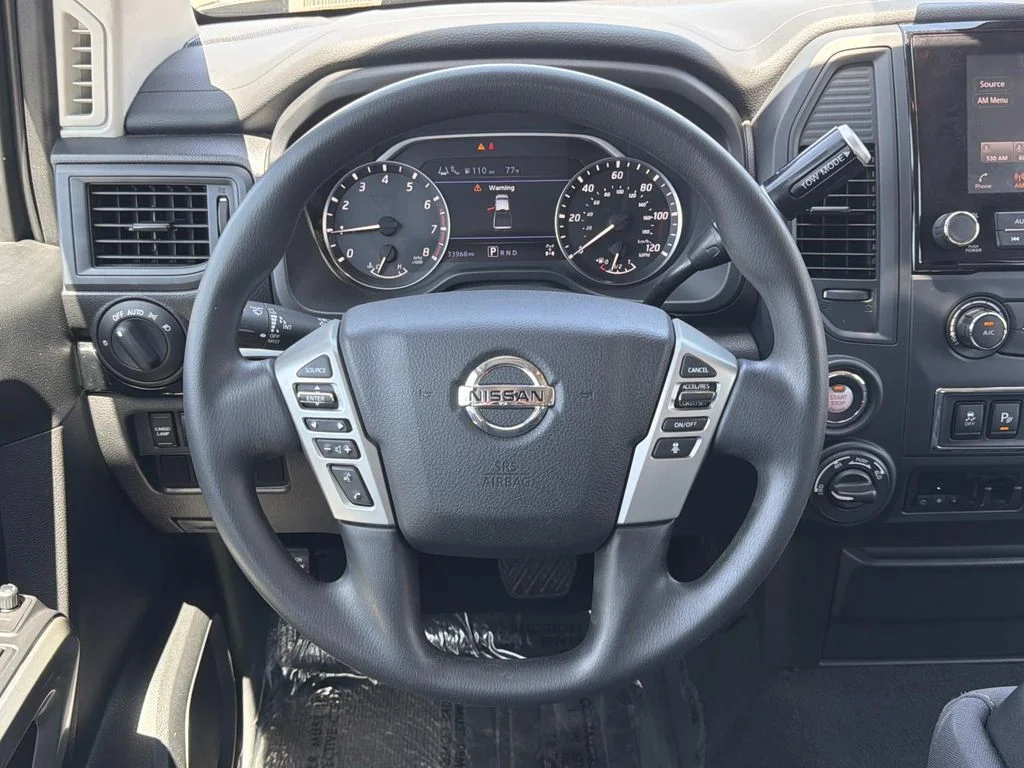 Used 2022 SUPER BLACK Nissan SV image 8