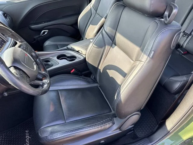 Used 2022 Green Dodge SXT image 24