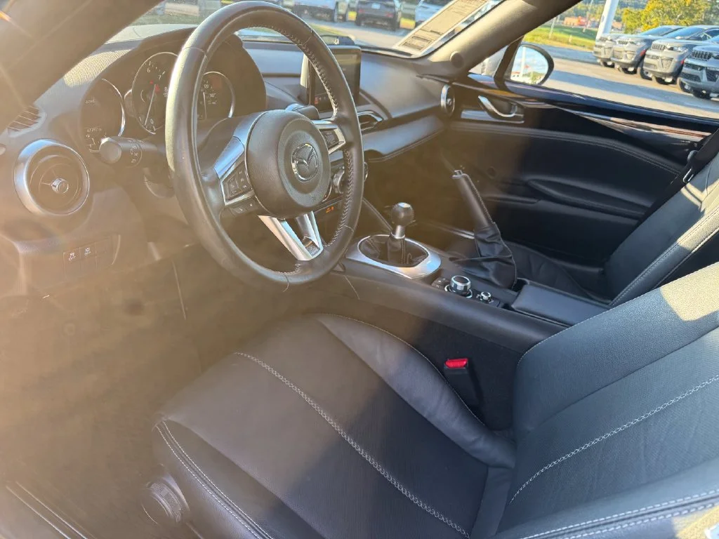 Used 2023 Black Mazda Grand Touring image 4